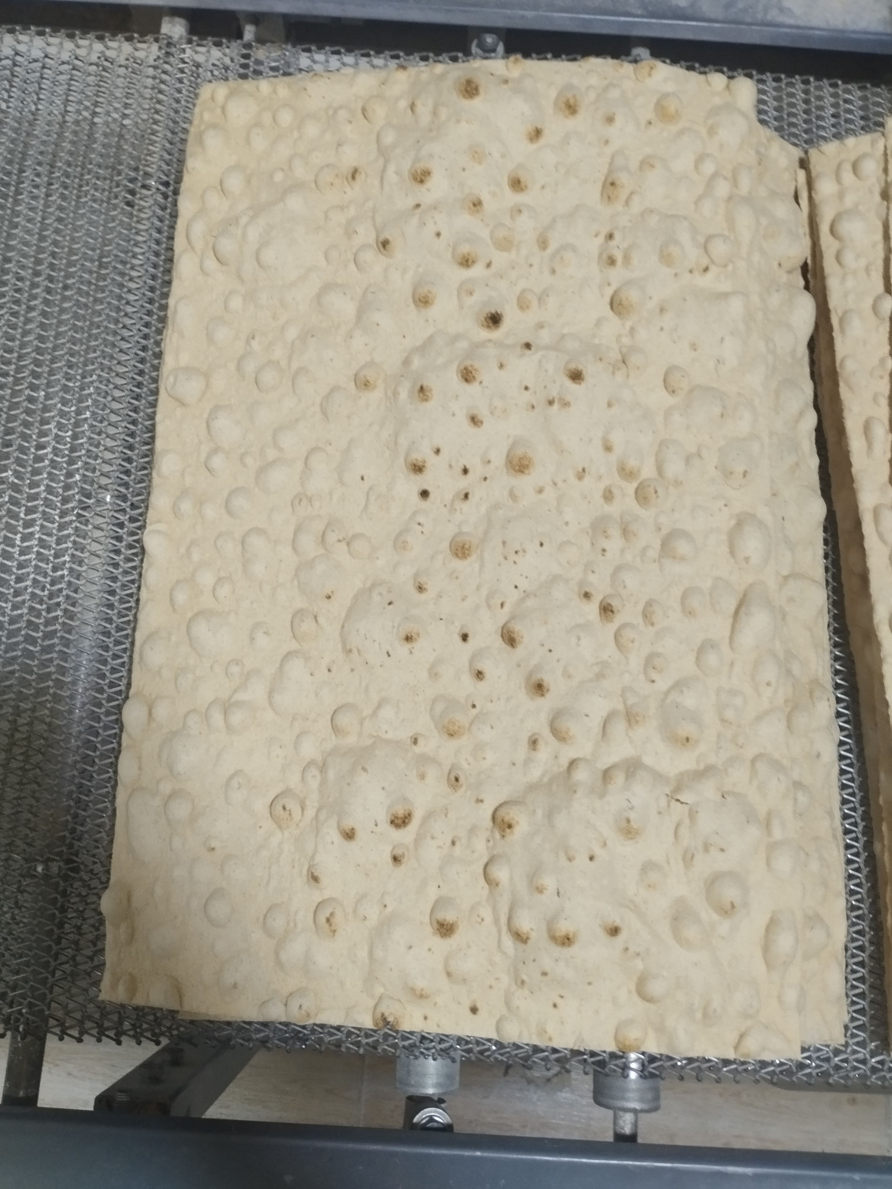 نان سبوس دار